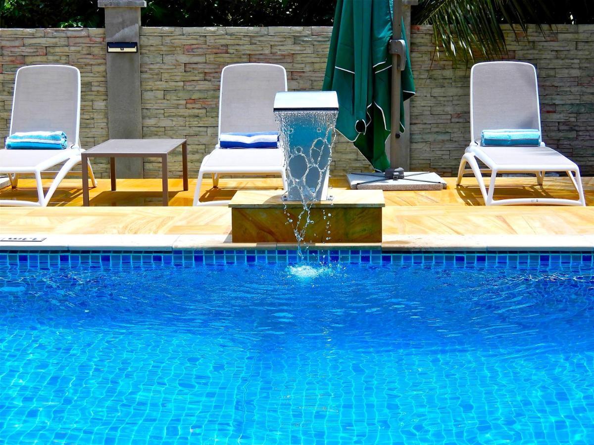 Villa Pasyon Диг Екстериор снимка
